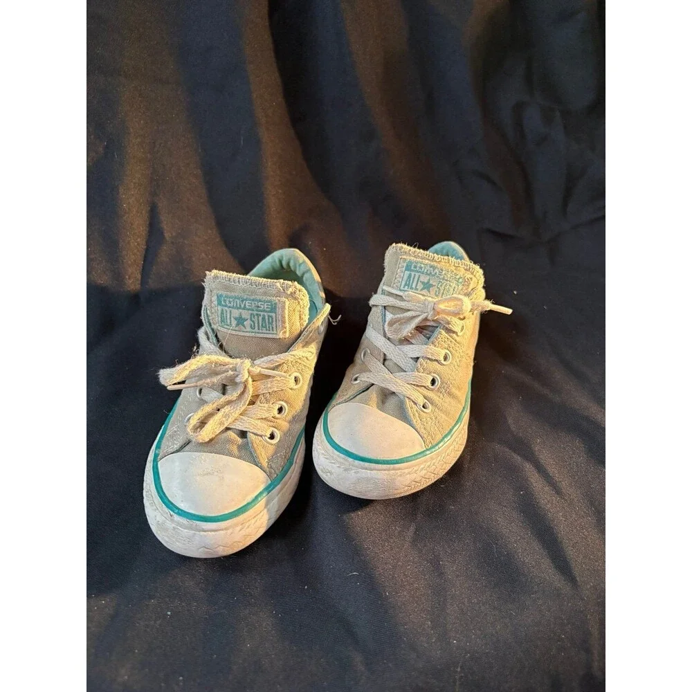 Converse Chuck Taylor size 12 low top gray and turquoise shoes sneakers